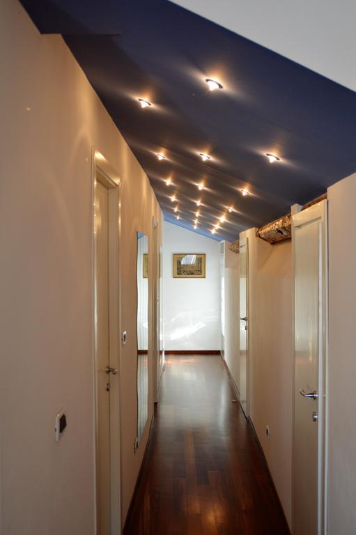 Sunflower Apartment With Private Terrace And Lift Genoa Luaran gambar