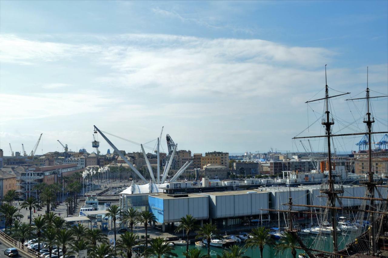 Sunflower Apartment With Private Terrace And Lift Genoa Luaran gambar
