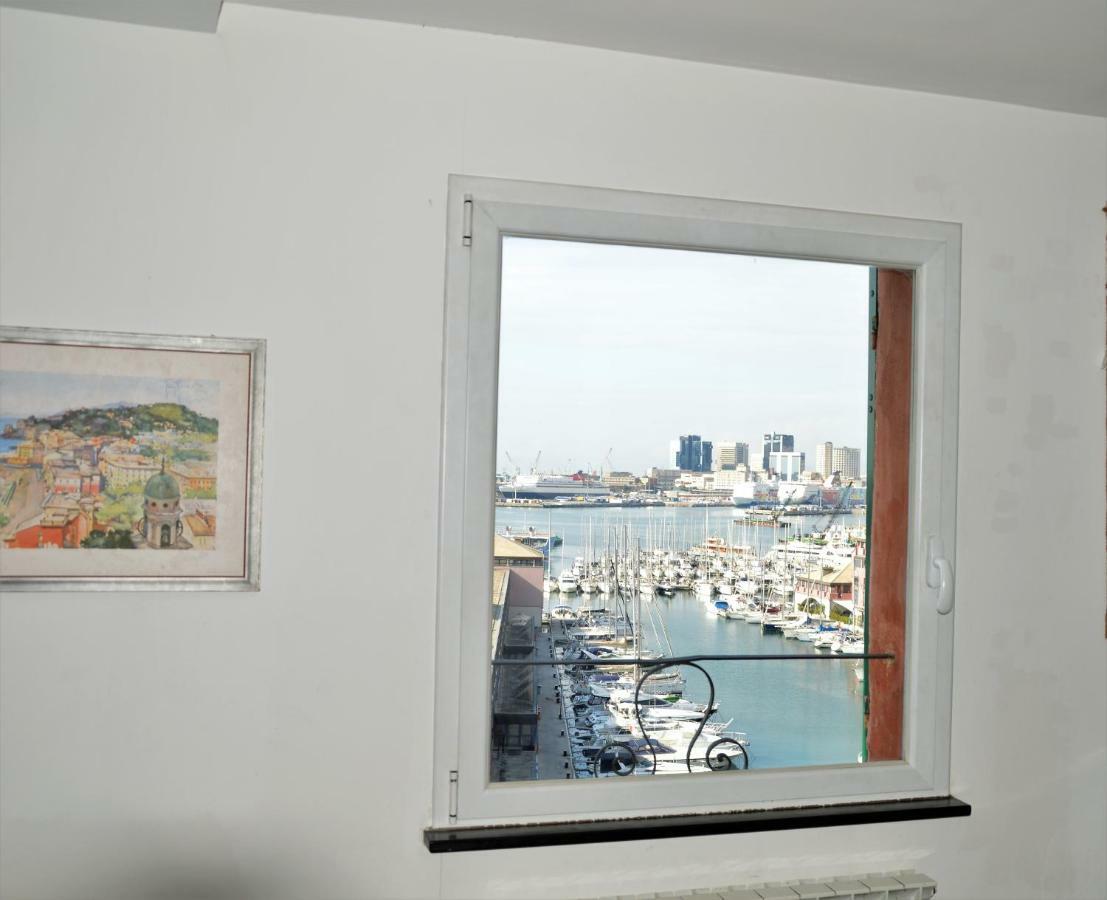 Sunflower Apartment With Private Terrace And Lift Genoa Luaran gambar